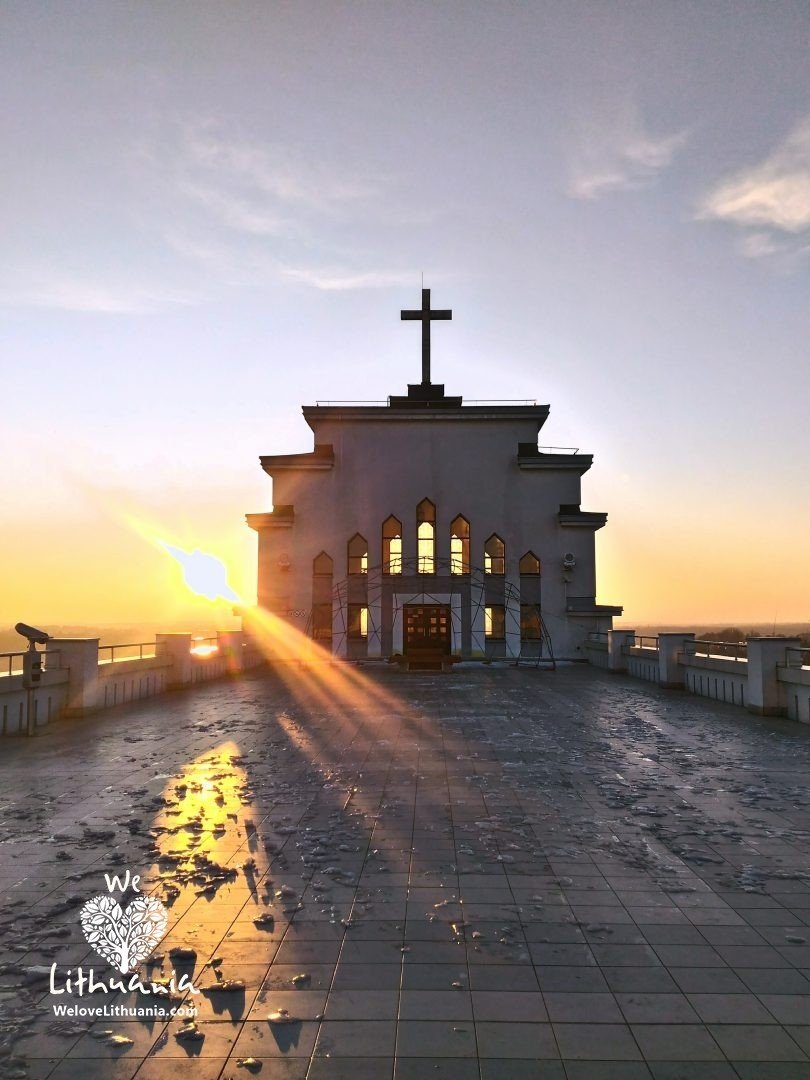 Nuostabus vaizdas iš Kauno Kristaus Prisikėlimo bazilikos terasos!