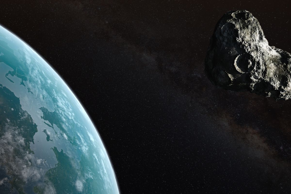 Antras mėnulis. Asteroidas